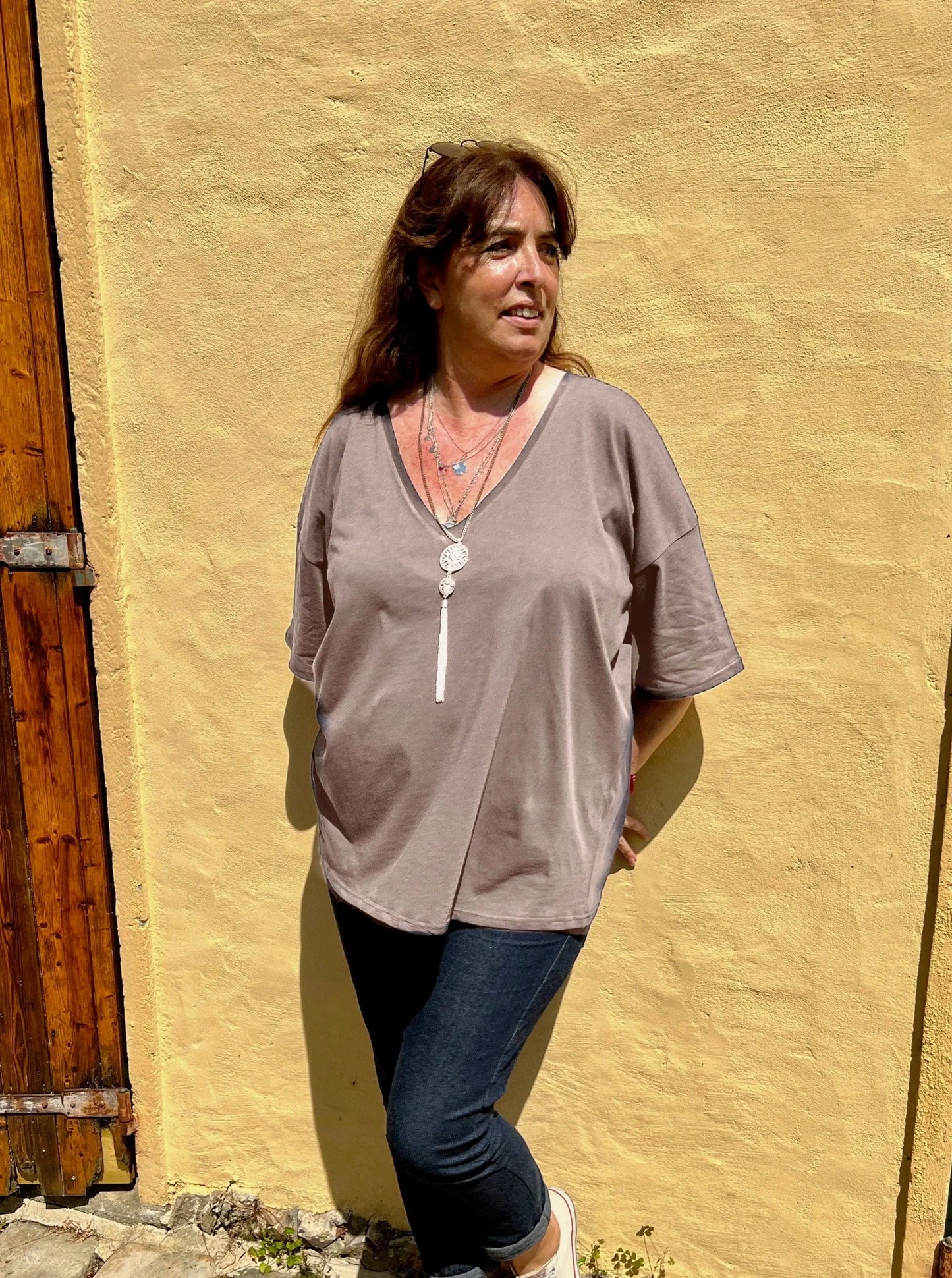 Tee shirt grande taille femme couleur taupe - Les Militantes