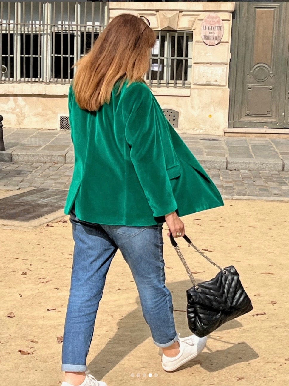 Blazer Morgane en velours vert vif dos - Les Militantes