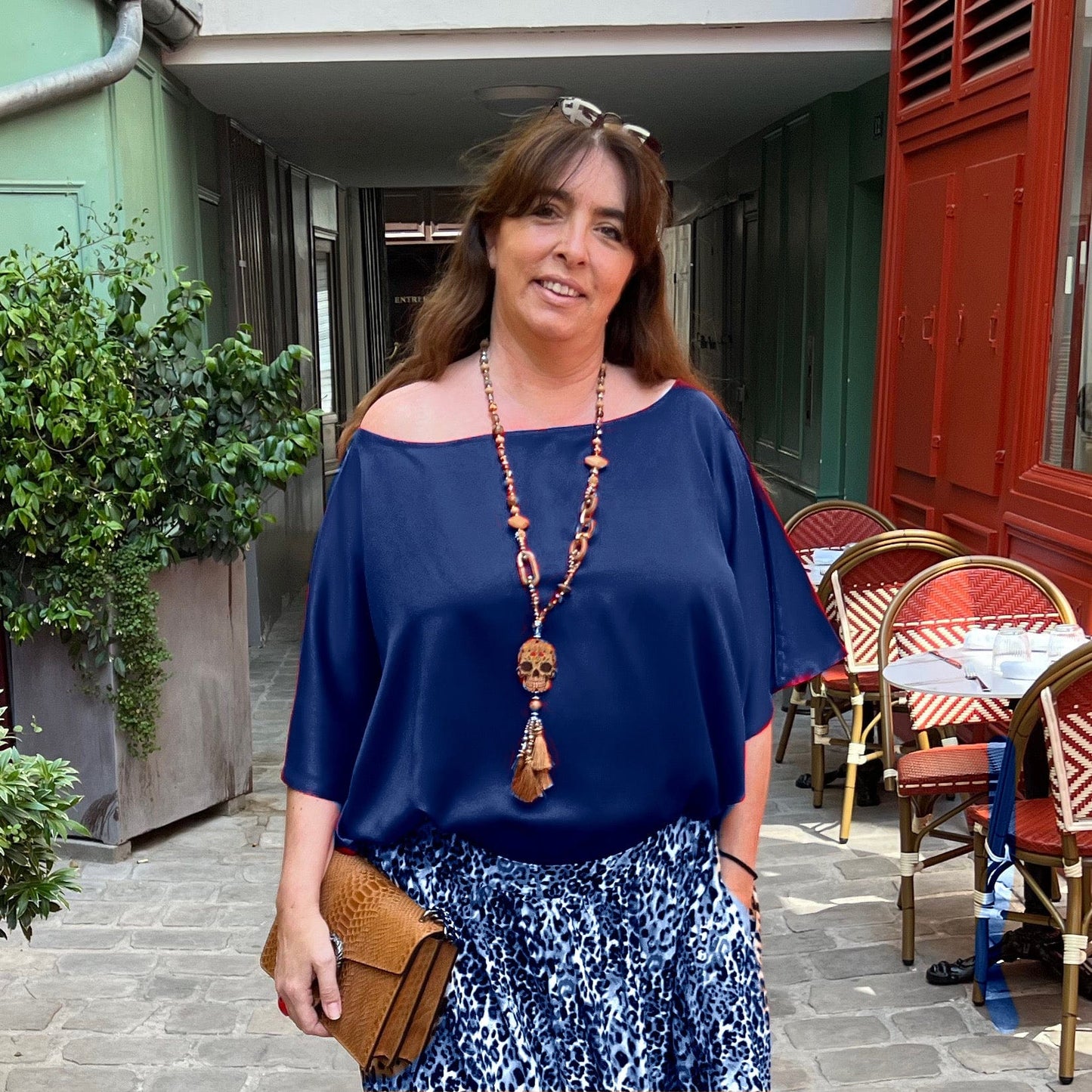 Blouse grande taille en soie bleue