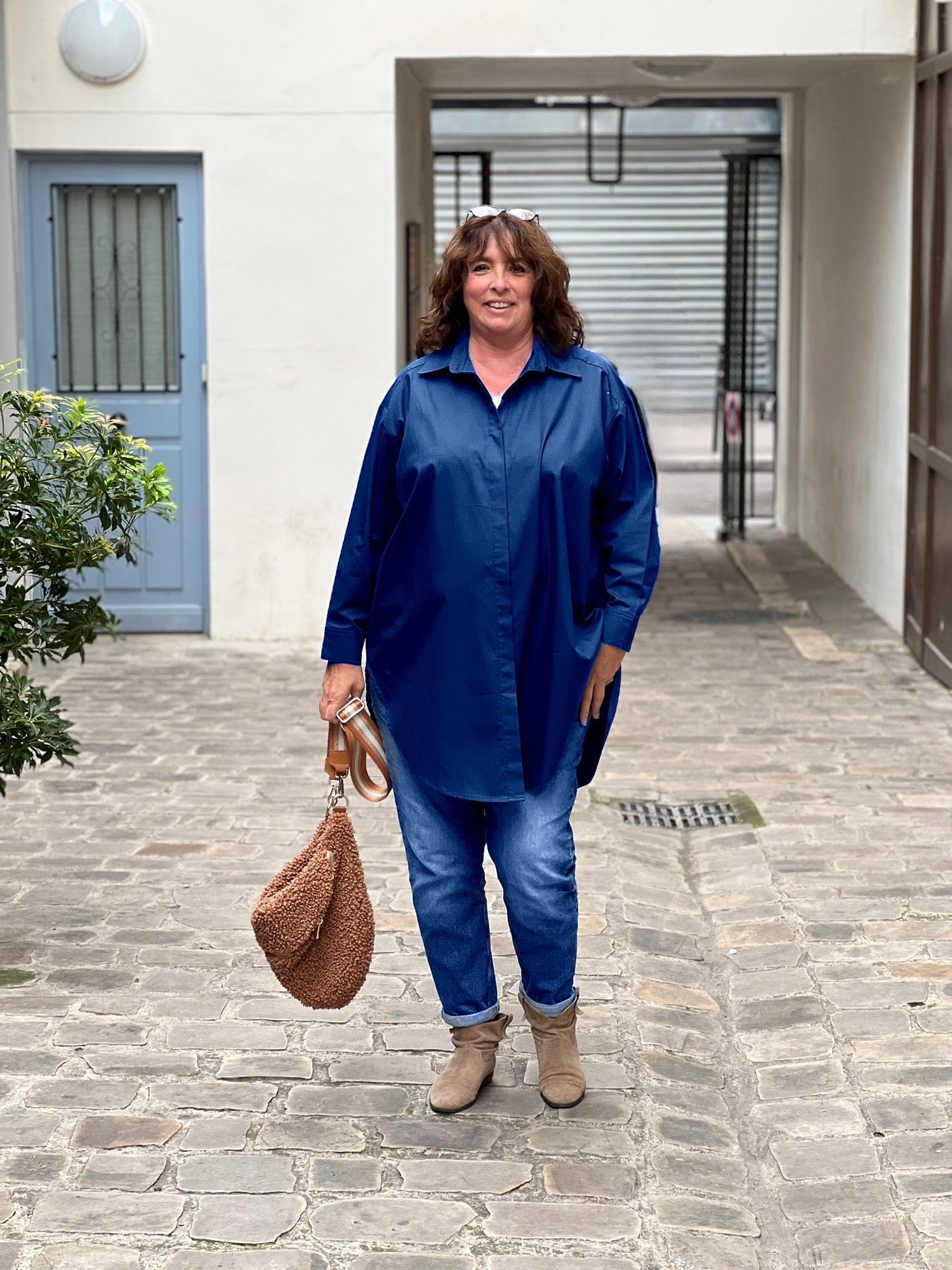 chemise longue grande taille femme bleu. marine