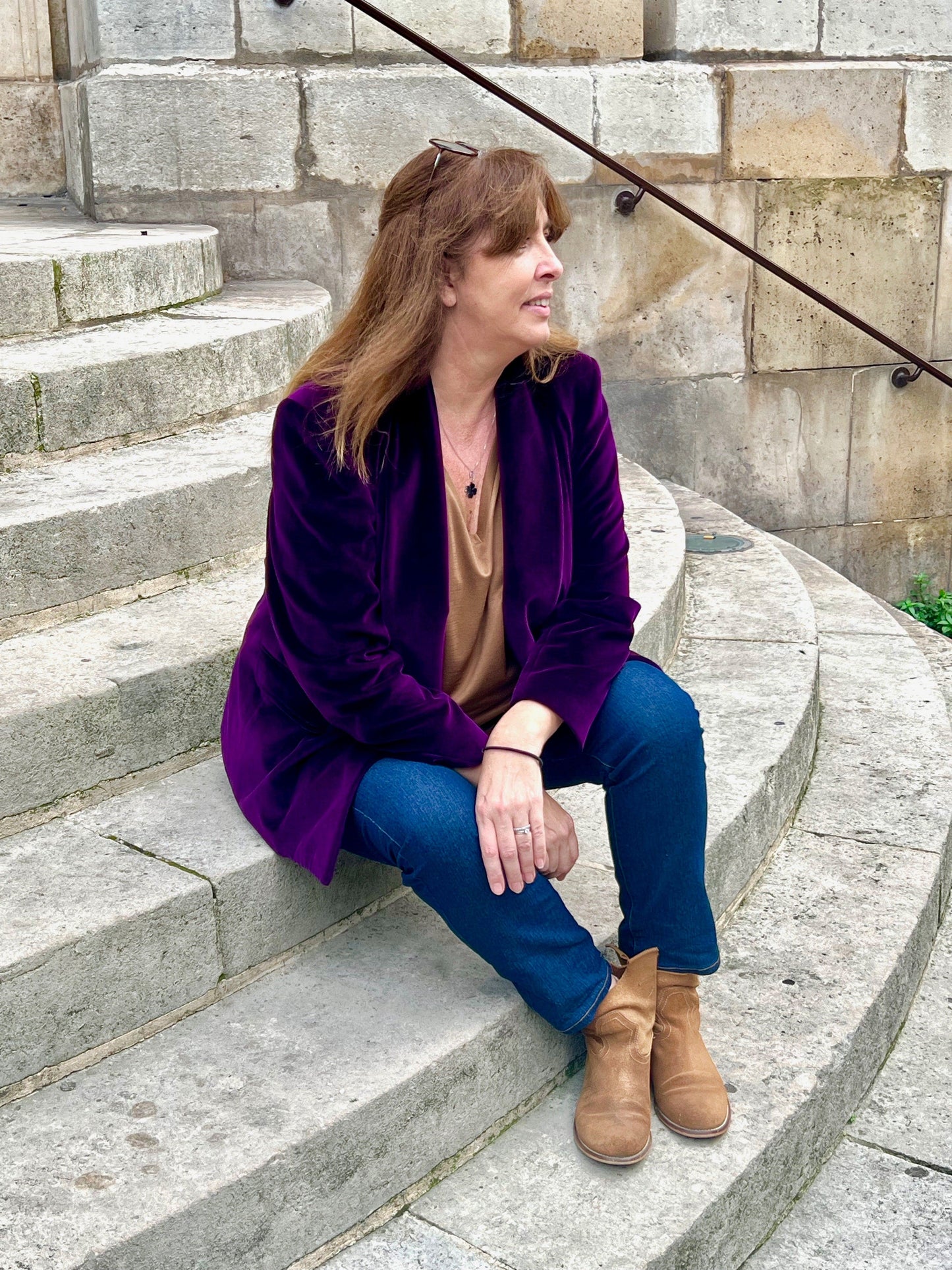 Blazer Morgane en velours aubergine face- Les Militantes