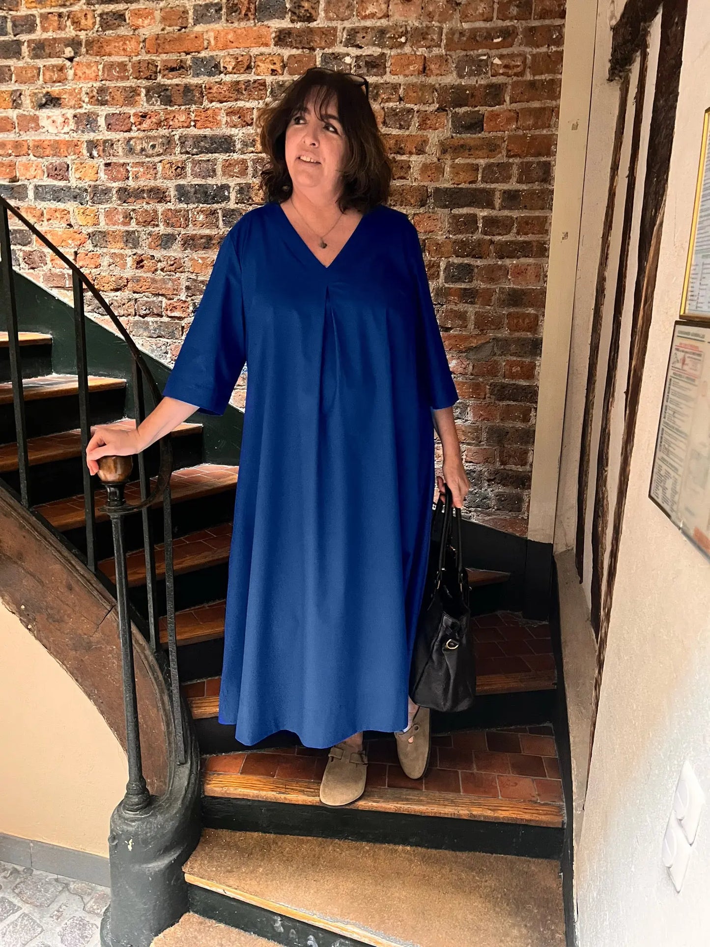 Robe grande taille en popeline de coton bleu marine - Les Militantes