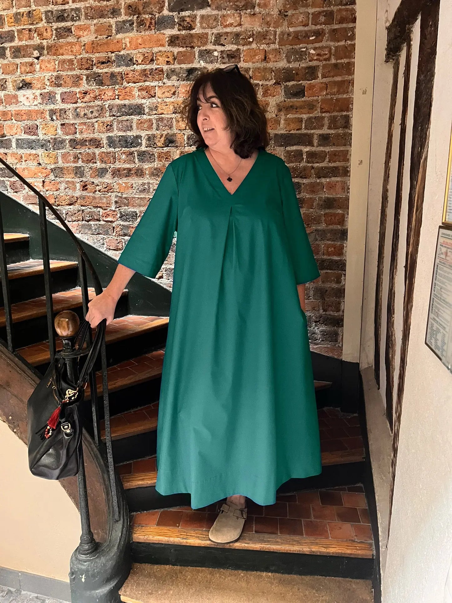 Robe grande taille en popeline de coton vert émeraude - Les Militantes