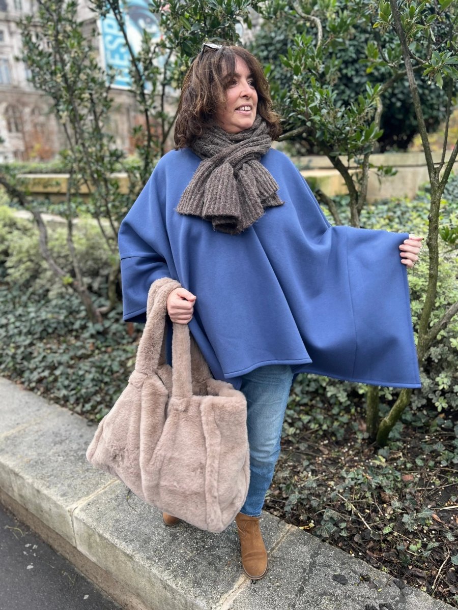 Poncho Alban - Les Militantes