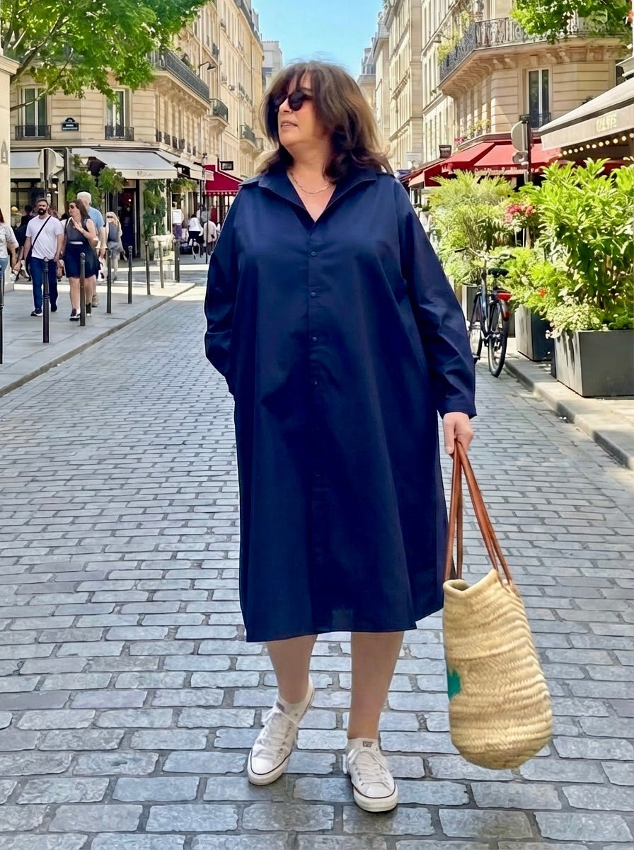 Robe chemise grande taille popeline de coton bleu marine Les Militantes